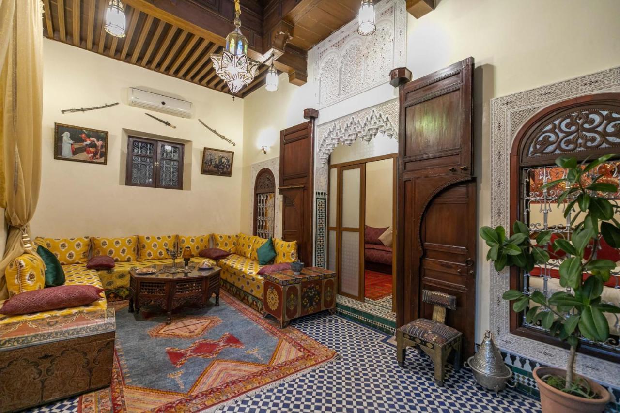Riad Avec Terrasse Privee Et Piscine Partagee A 300M Fes Exterior photo
